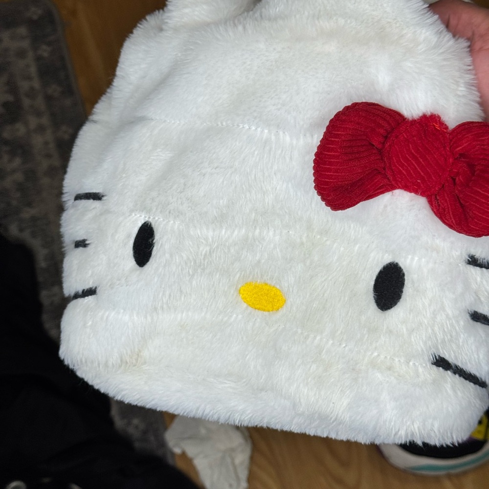 Hello Kitty White and Red Plush Bag
